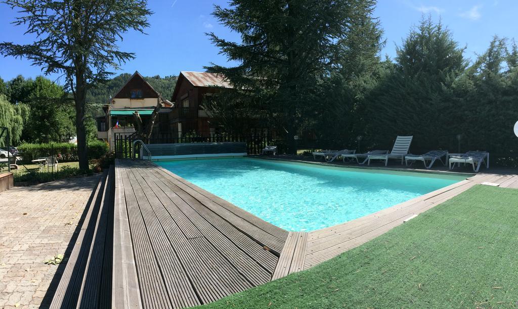 Le Vieux Tilleul Seyne Exterior photo